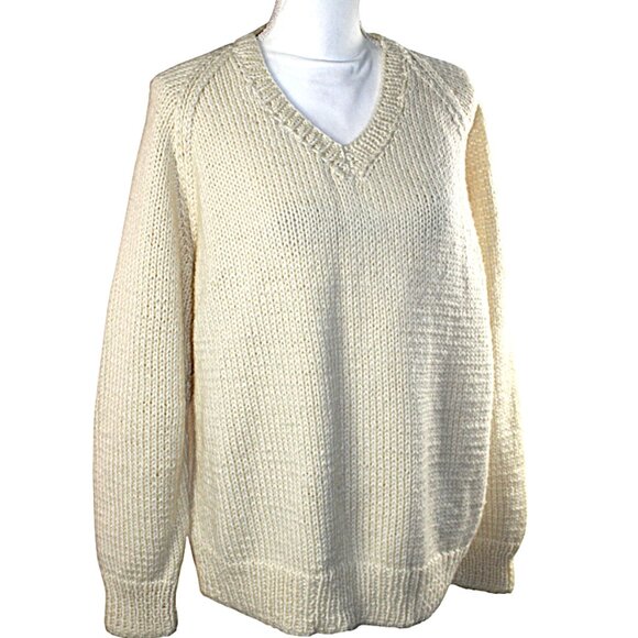 Hand Knit Custom Designer Heavy Cable Calf Face Cream V-Neck Sweater Size Large - Picture 8 of 8